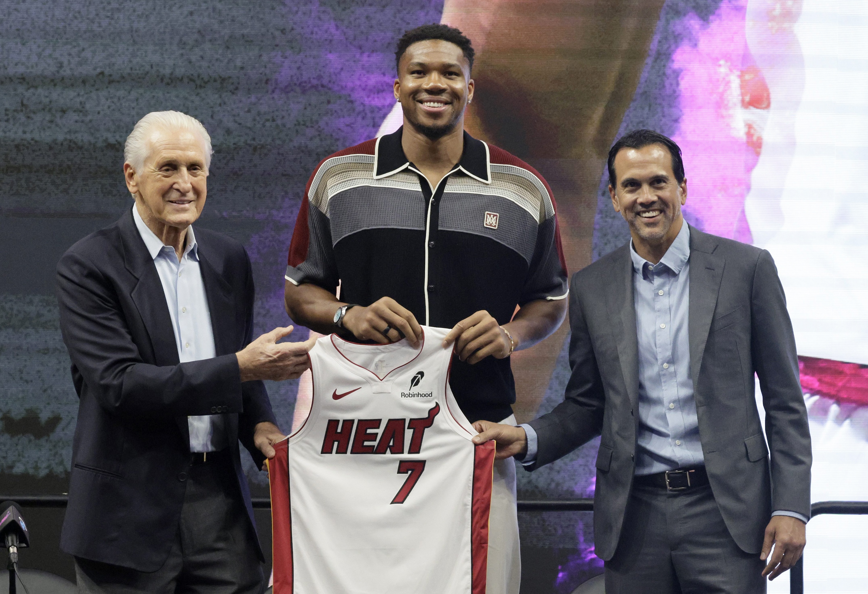 马德里竞技免费直播_马德里竞技在线观看无插件_免费马德里竞技直播
